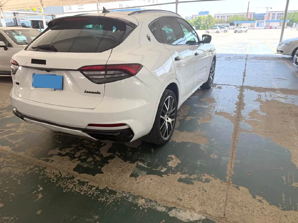 2016 Maserati Levante 3.0T 430HP V6 8AT,autocango,china used car exporter,china ev exporter,chinese used car exporter,chinese used ev exporter