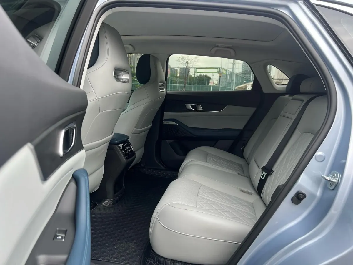 2022 Bestune T99 2.0T 224HP L4 6AT,autocango,china used car exporter,china ev exporter,chinese used car exporter,chinese used ev exporter
