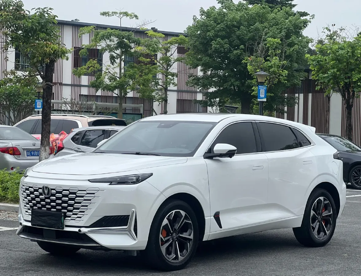 2022 Bestune T99 2.0T 224HP L4 6AT,autocango,china used car exporter,china ev exporter,chinese used car exporter,chinese used ev exporter