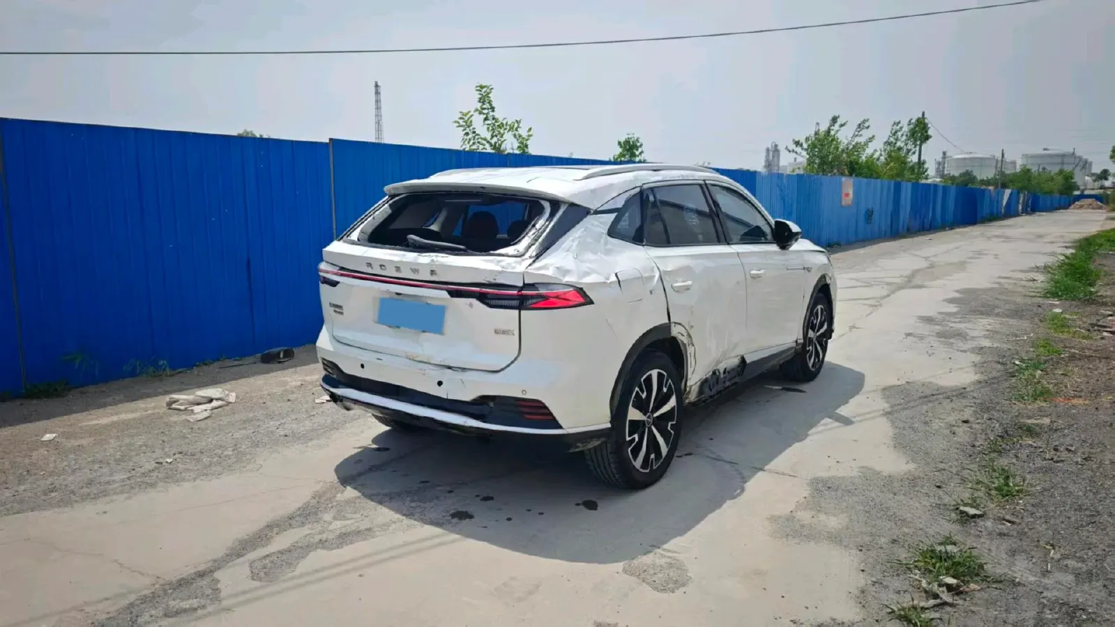 2024 Roewe D5X DMH 1.5T 150HP L4 2DHT PHEV 21.4KWH,autocango,china used car exporter,china ev exporter,chinese used car exporter,chinese used ev exporter