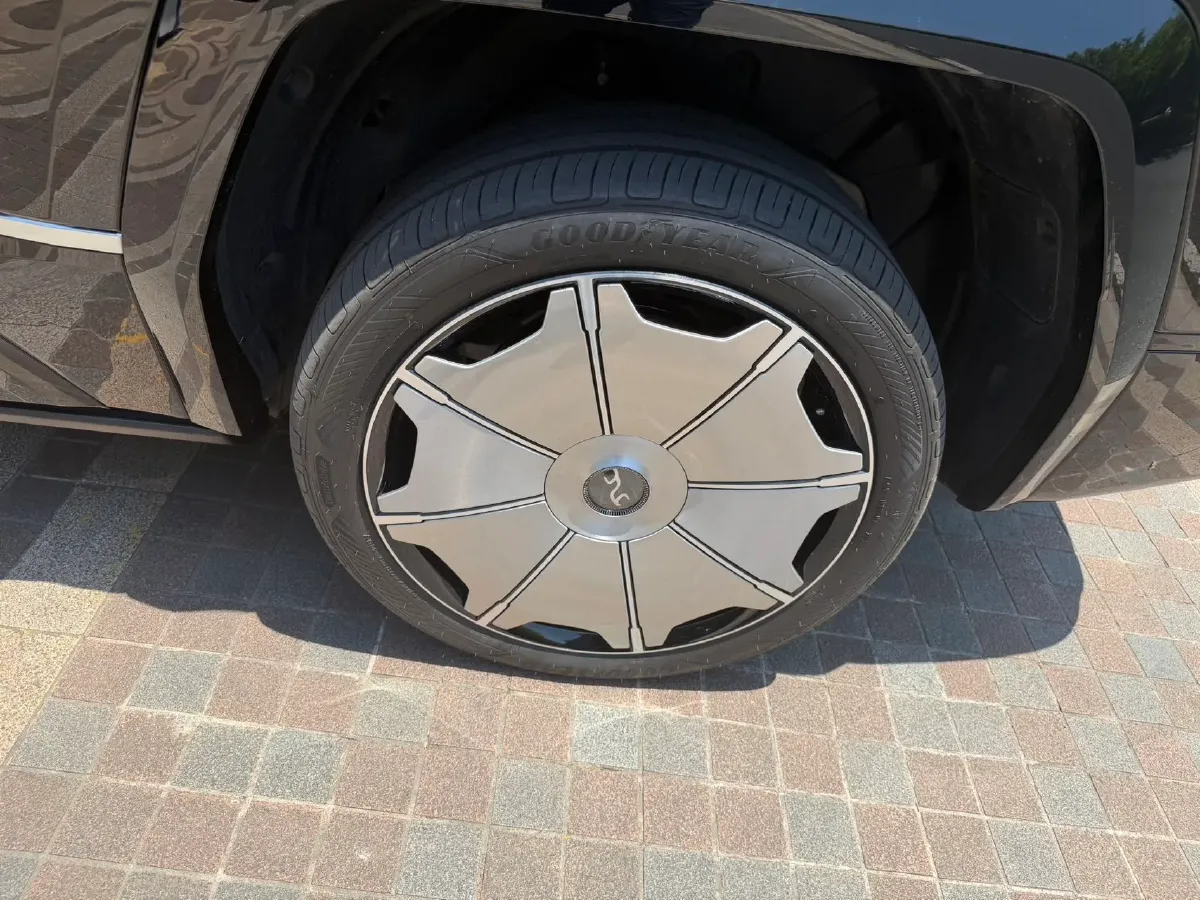 2025 YangWang U8 L REEV 272HP REEV,autocango,china used car exporter,china ev exporter,chinese used car exporter,chinese used ev exporter