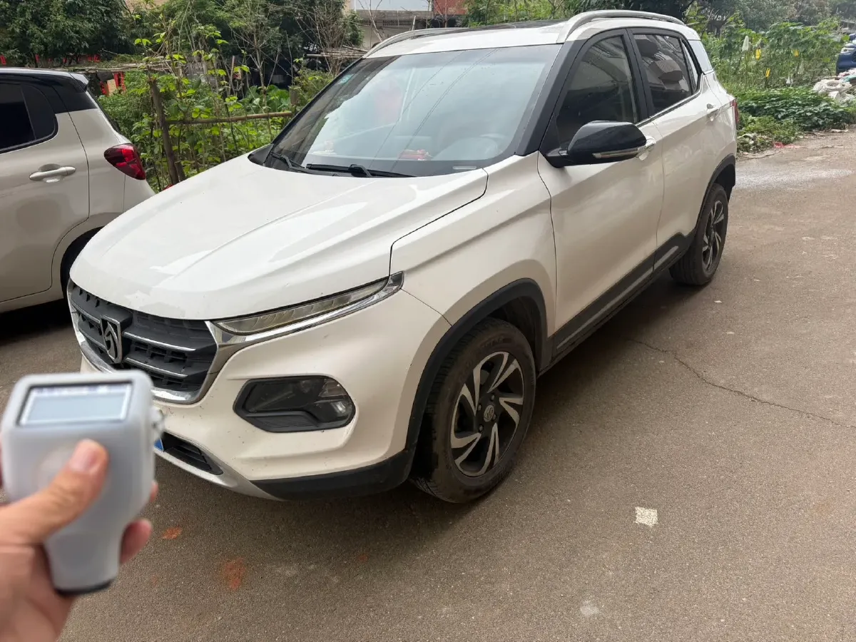 2017 HaiMa S5 Young Edition 1.6L 122HP L4 5MT,autocango,china used car exporter,china ev exporter,chinese used car exporter,chinese used ev exporter