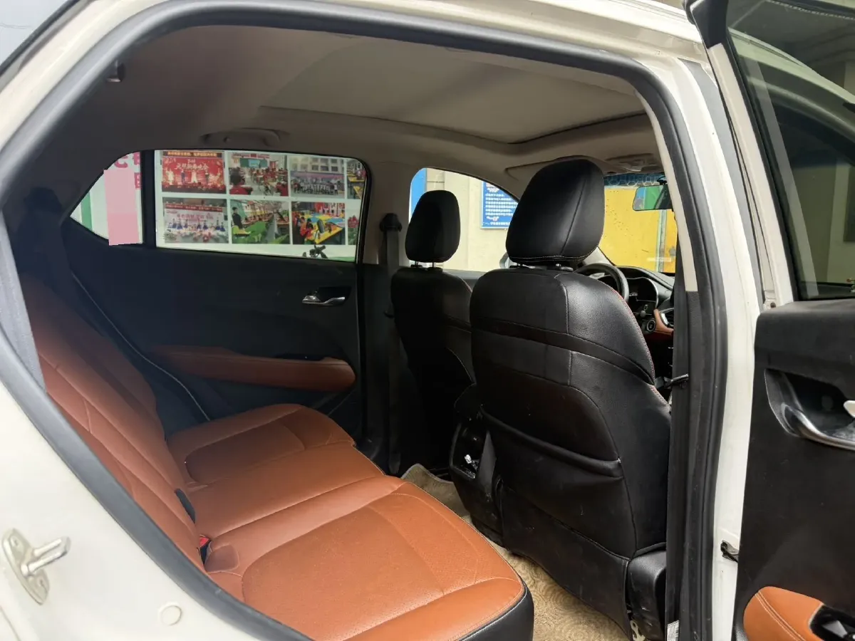 2017 HaiMa S5 Young Edition 1.6L 122HP L4 5MT,autocango,china used car exporter,china ev exporter,chinese used car exporter,chinese used ev exporter