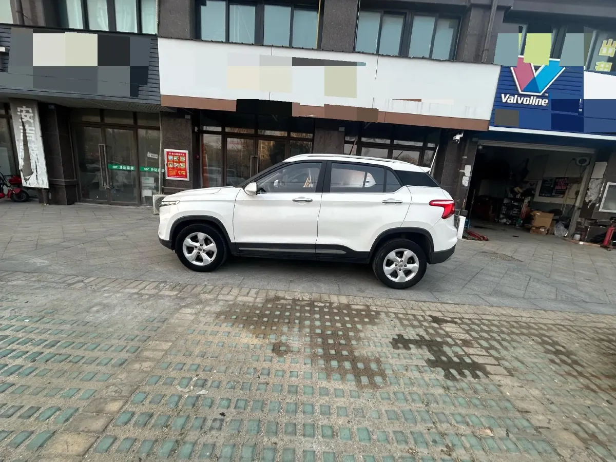 2017 BaoJun 310W 1.5L 105HP L4 6MT,autocango,china used car exporter,china ev exporter,chinese used car exporter,chinese used ev exporter