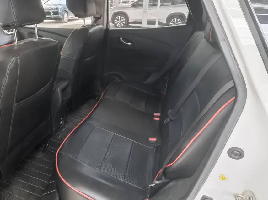 2017 Renault Kadjar 2.0L 150HP L4 CVT,autocango,china used car exporter,china ev exporter,chinese used car exporter,chinese used ev exporter