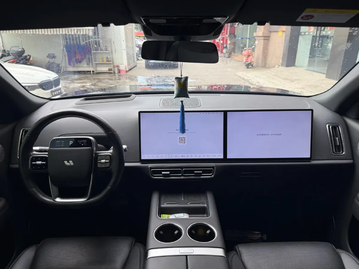 2024 Toyota Granvia 2.5L 189HP L4 E-CVT Hybrid,autocango,china used car exporter,china ev exporter,chinese used car exporter,chinese used ev exporter