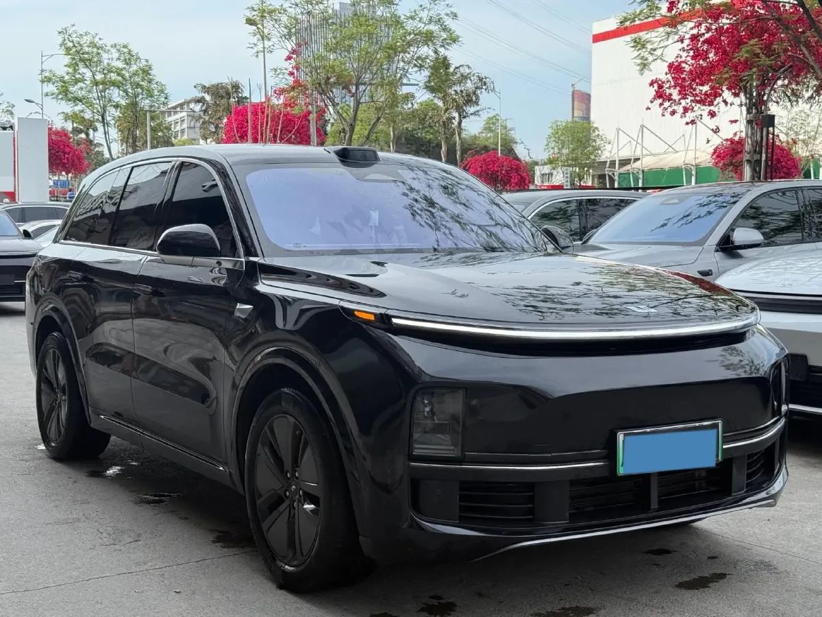 2024 Toyota Granvia 2.5L 189HP L4 E-CVT Hybrid,autocango,china used car exporter,china ev exporter,chinese used car exporter,chinese used ev exporter