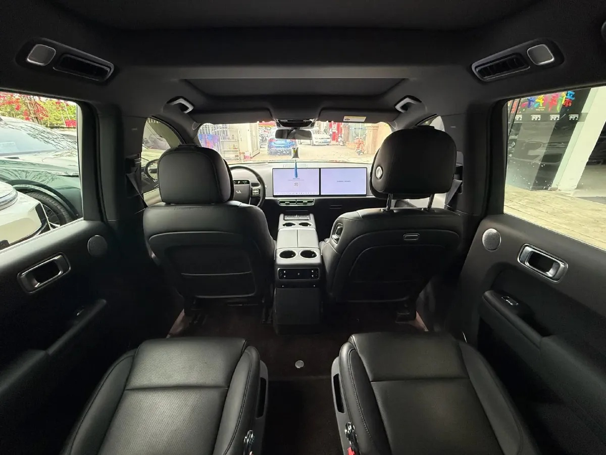 2024 Toyota Granvia 2.5L 189HP L4 E-CVT Hybrid,autocango,china used car exporter,china ev exporter,chinese used car exporter,chinese used ev exporter