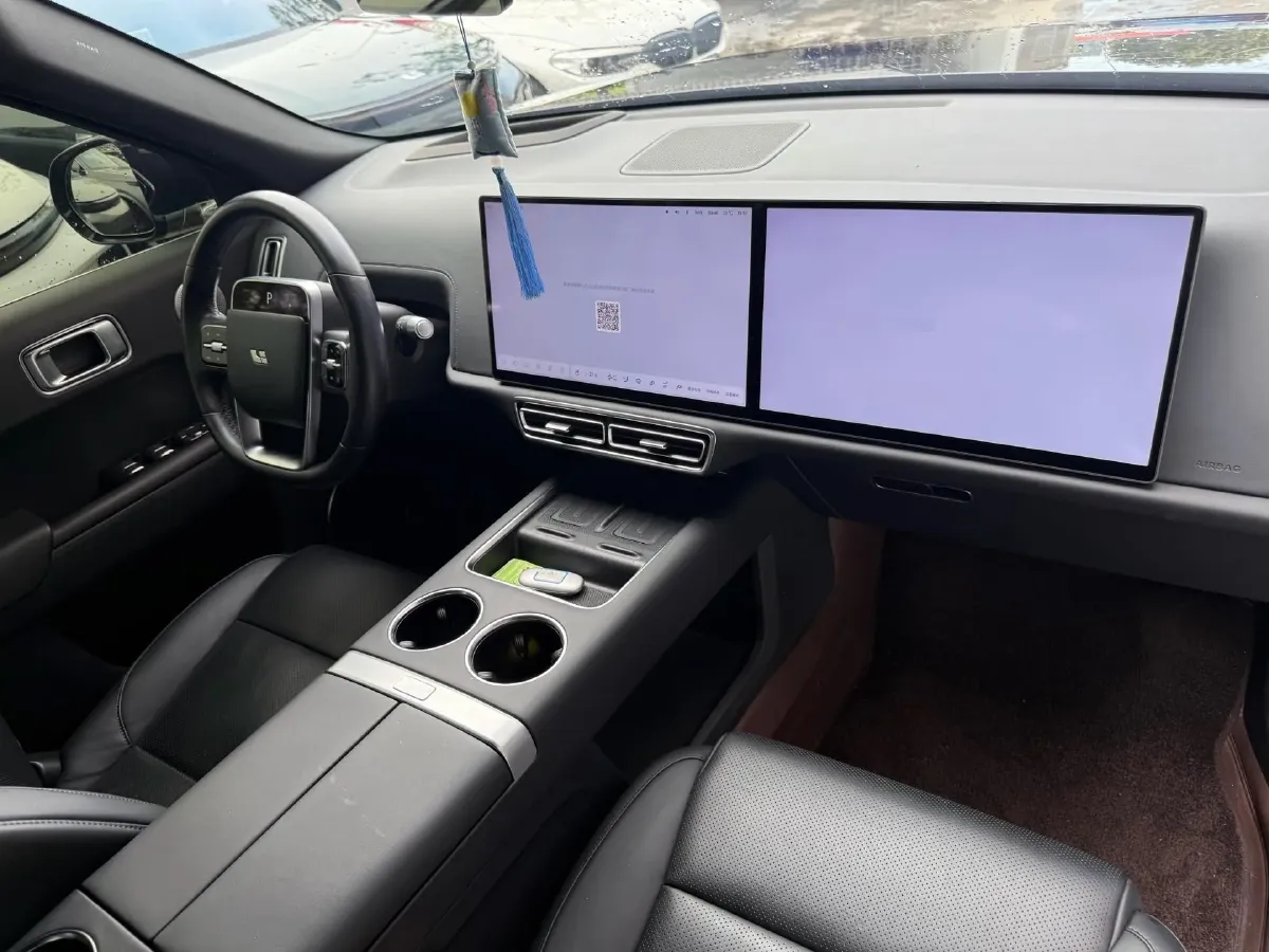 2024 Toyota Granvia 2.5L 189HP L4 E-CVT Hybrid,autocango,china used car exporter,china ev exporter,chinese used car exporter,chinese used ev exporter