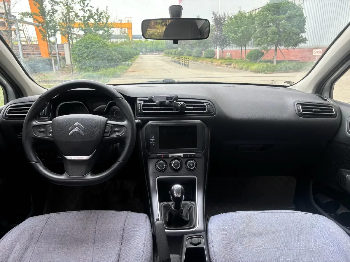 2018 Citroen C4 C-Quatre 1.6L 117HP L4 5MT,autocango,china used car exporter,china ev exporter,chinese used car exporter,chinese used ev exporter
