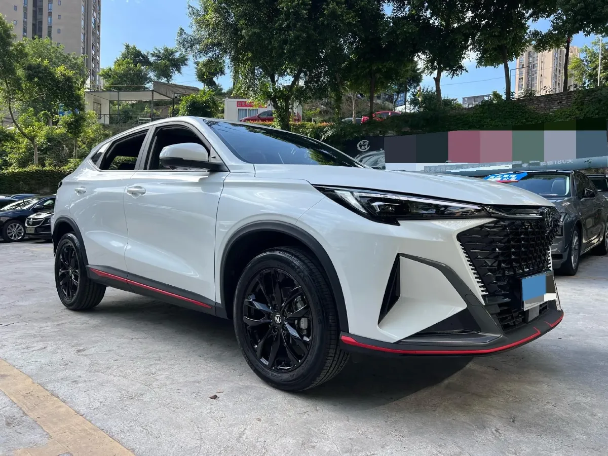 2025 ChangAn X5 PLUS 1.5T 188HP L4 7DCT,autocango,china used car exporter,china ev exporter,chinese used car exporter,chinese used ev exporter