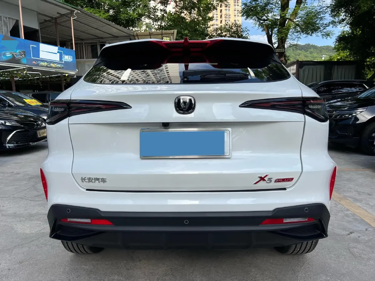 2025 ChangAn X5 PLUS 1.5T 188HP L4 7DCT,autocango,china used car exporter,china ev exporter,chinese used car exporter,chinese used ev exporter
