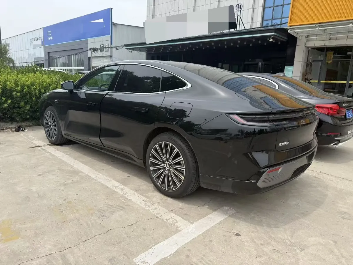 2026 SinoTruck VGV PioneerV 2.0T 156HP L4 8AT,autocango,china used car exporter,china ev exporter,chinese used car exporter,chinese used ev exporter
