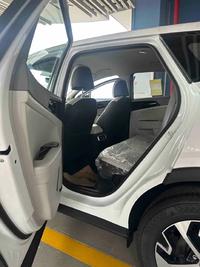 2025 Kia Sportage 1.5T 200HP L4 8AT,autocango,china used car exporter,china ev exporter,chinese used car exporter,chinese used ev exporter