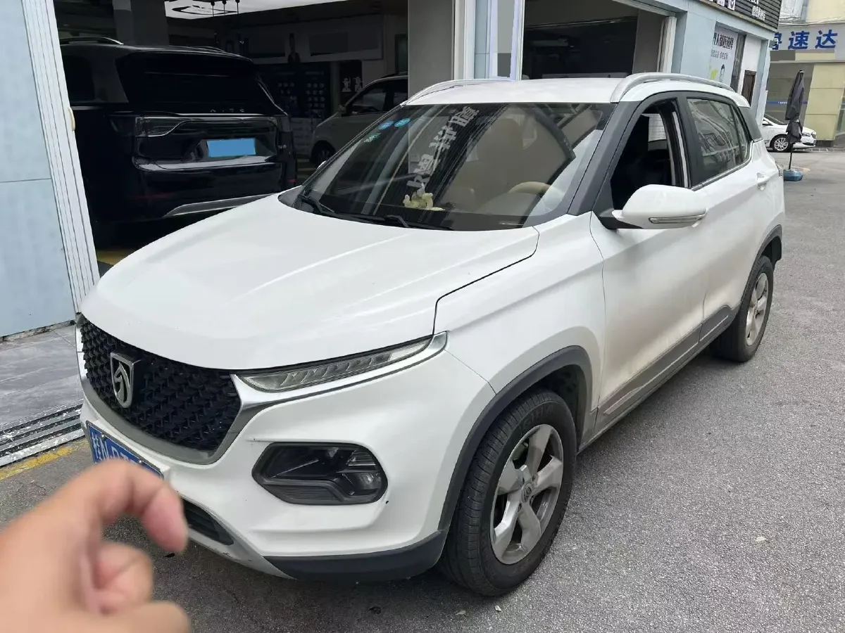 2019 Yema BoJun 1.5L 112HP L4 5MT,autocango,china used car exporter,china ev exporter,chinese used car exporter,chinese used ev exporter