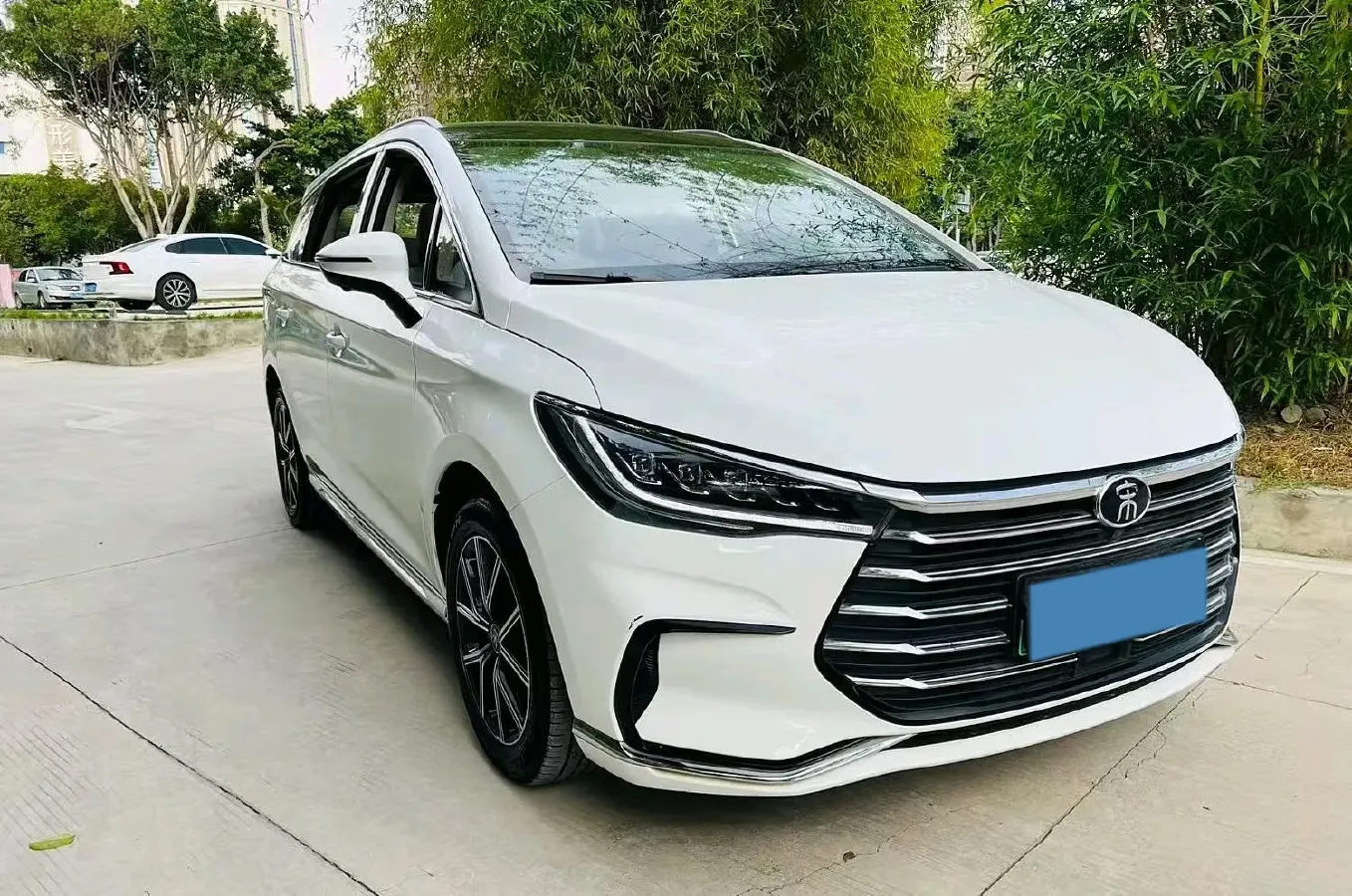 2022 Exceed LXC-DM 1.5T 156HP L4 3DHT PHEV 19.27KWH,autocango,china used car exporter,china ev exporter,chinese used car exporter,chinese used ev exporter