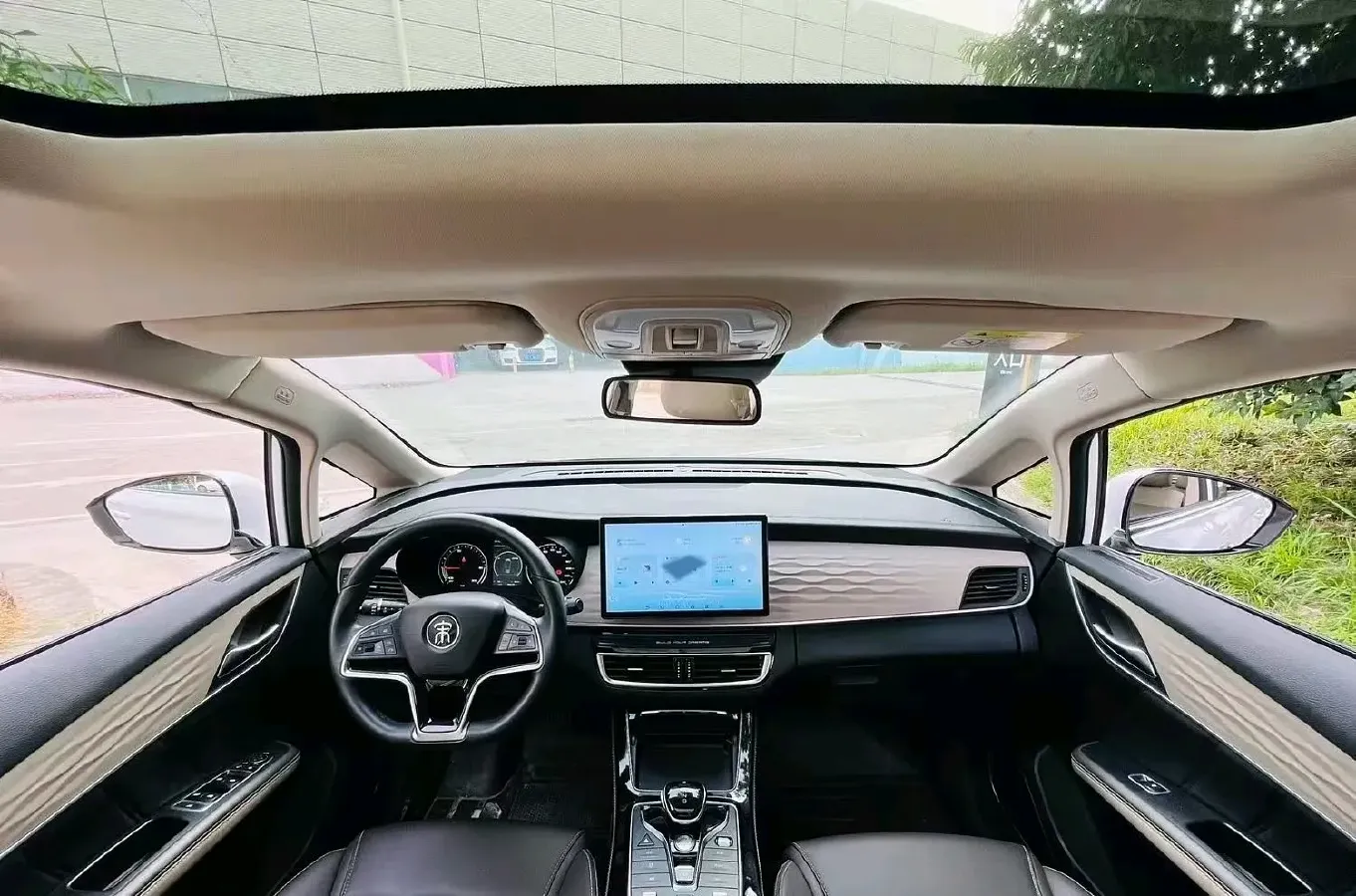 2022 Exceed LXC-DM 1.5T 156HP L4 3DHT PHEV 19.27KWH,autocango,china used car exporter,china ev exporter,chinese used car exporter,chinese used ev exporter