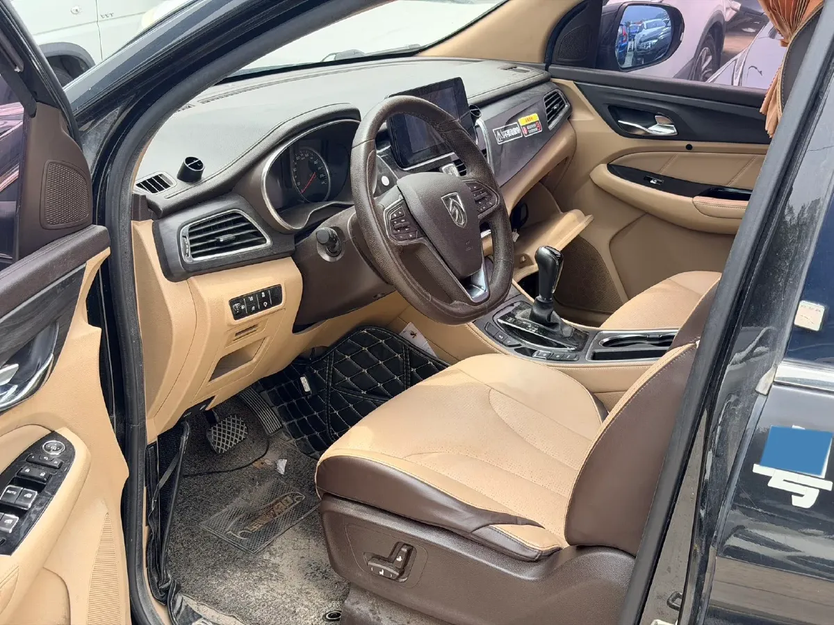 2017 Great Wall Wingle 5 2.0T 143HP L4 6MT,autocango,china used car exporter,china ev exporter,chinese used car exporter,chinese used ev exporter