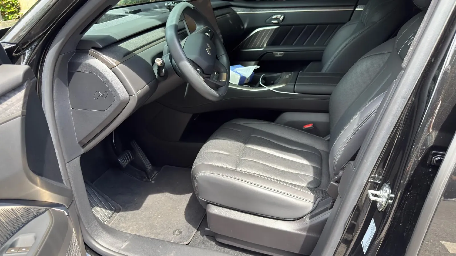 2025 ONVO L90 BEV,autocango,china used car exporter,china ev exporter,chinese used car exporter,chinese used ev exporter