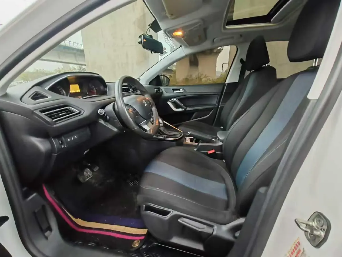 2018 Peugeot 308 1.6L 117HP L4 6AT,autocango,china used car exporter,china ev exporter,chinese used car exporter,chinese used ev exporter
