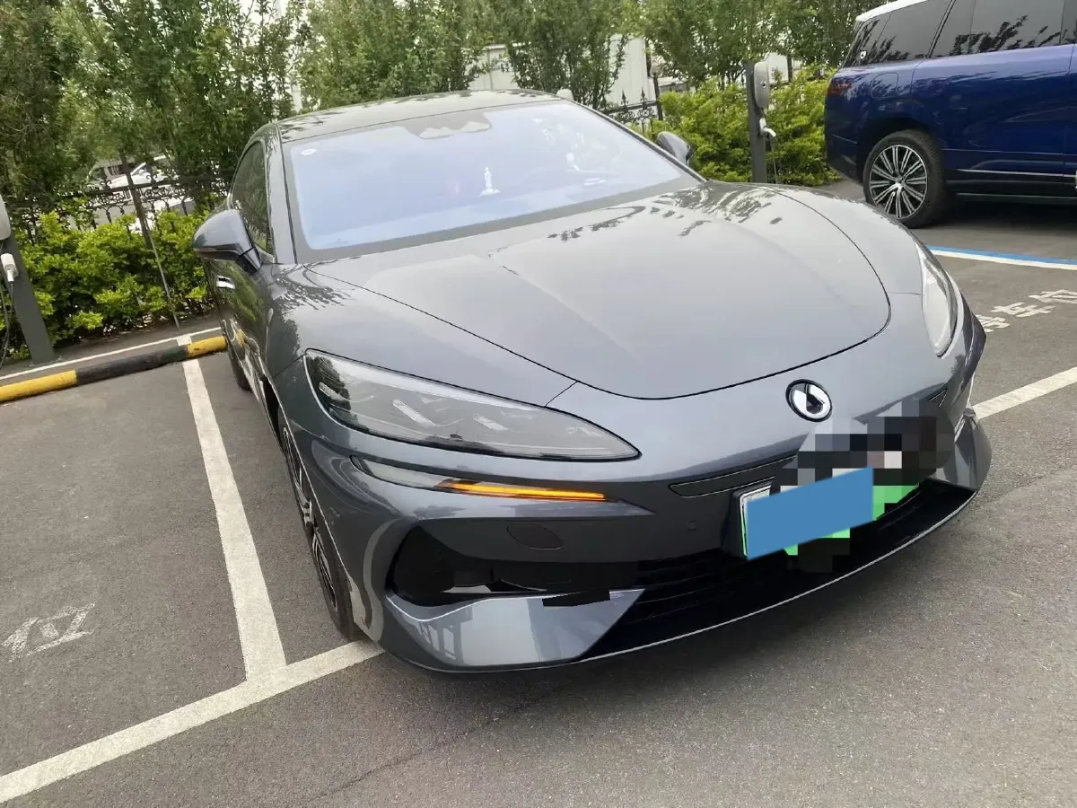 2024 Denza DenzaZ9 2.0T 207HP L4 E-CVT PHEV 38.5KWH,autocango,china used car exporter,china ev exporter,chinese used car exporter,chinese used ev exporter