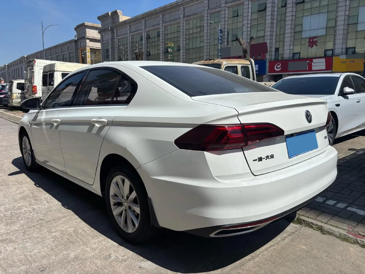 2019 Volkswagen Golf Sportsvan 1.6L 110HP L4 6AT,autocango,china used car exporter,china ev exporter,chinese used car exporter,chinese used ev exporter