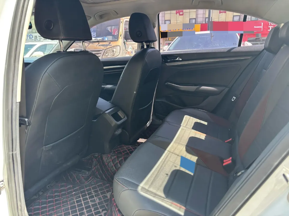 2019 Volkswagen Golf Sportsvan 1.6L 110HP L4 6AT,autocango,china used car exporter,china ev exporter,chinese used car exporter,chinese used ev exporter