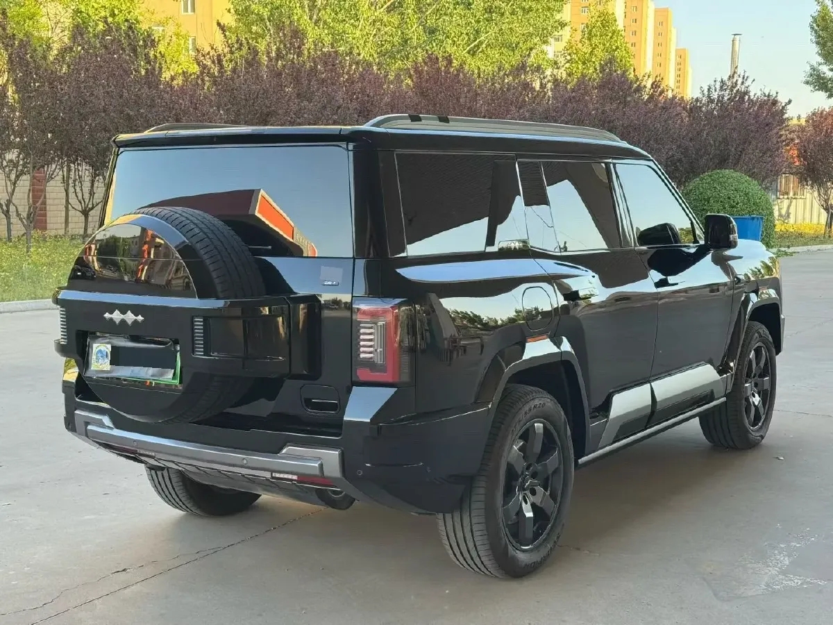 2025 FangChengBao Bao 8 2.0T 245HP L4 E-CVT PHEV,autocango,china used car exporter,china ev exporter,chinese used car exporter,chinese used ev exporter