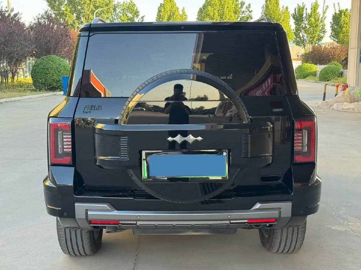 2025 FangChengBao Bao 8 2.0T 245HP L4 E-CVT PHEV,autocango,china used car exporter,china ev exporter,chinese used car exporter,chinese used ev exporter