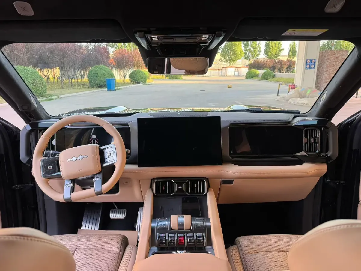 2025 FangChengBao Bao 8 2.0T 245HP L4 E-CVT PHEV,autocango,china used car exporter,china ev exporter,chinese used car exporter,chinese used ev exporter