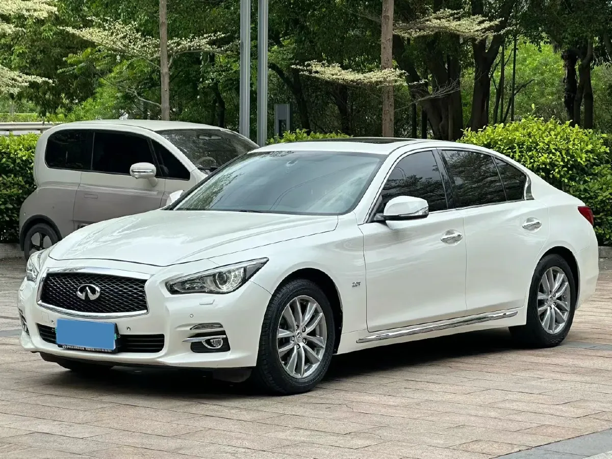 2016 Infiniti Q50L 2.0T 211HP L4 7AT,autocango,china used car exporter,china ev exporter,chinese used car exporter,chinese used ev exporter