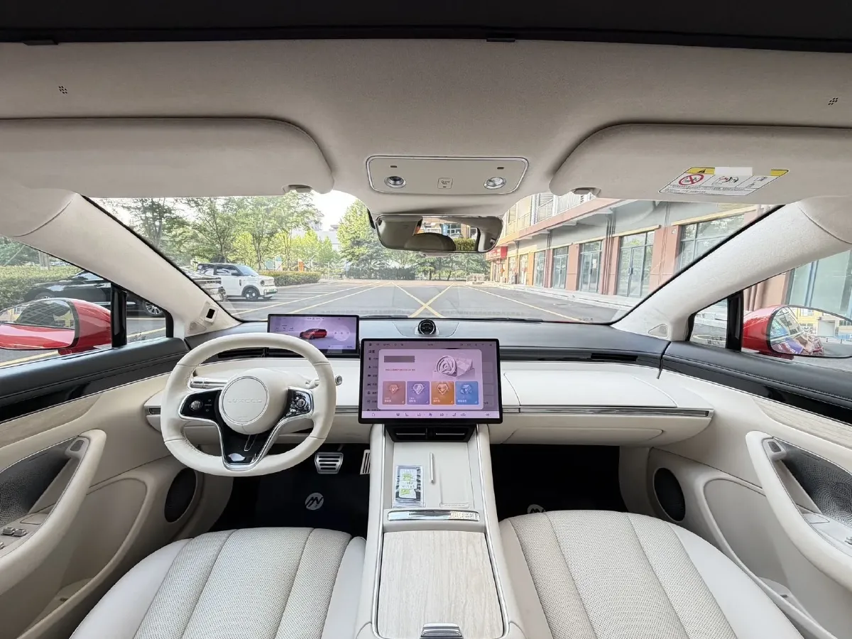 2025 Luxeed S7 BEV 100KWH,autocango,china used car exporter,china ev exporter,chinese used car exporter,chinese used ev exporter