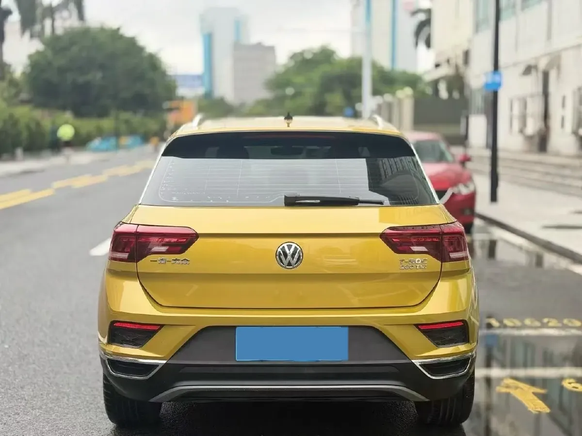2018 Volkswagen Touran 1.4T 150HP L4 7DCT,autocango,china used car exporter,china ev exporter,chinese used car exporter,chinese used ev exporter