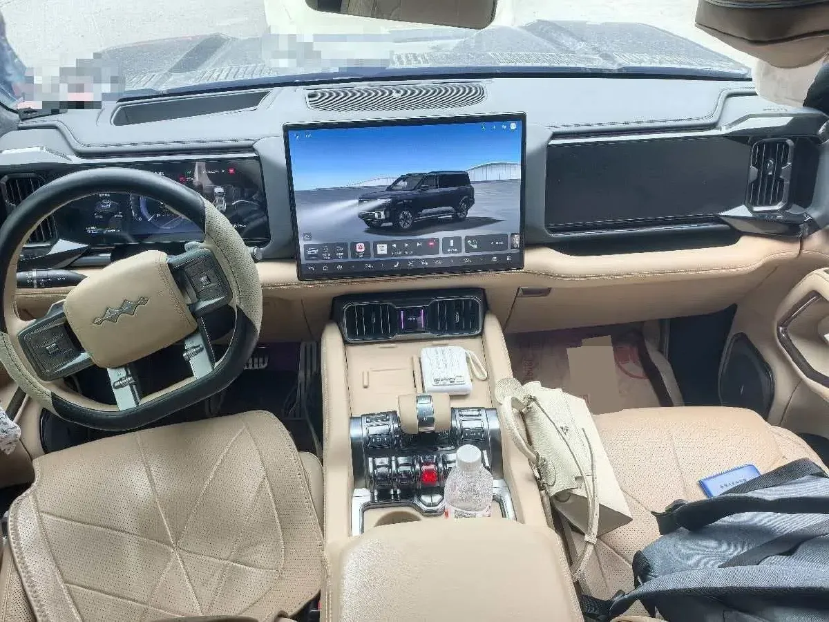 2025 FangChengBao Bao 8 2.0T 245HP L4 E-CVT PHEV 36.8KWH,autocango,china used car exporter,china ev exporter,chinese used car exporter,chinese used ev exporter