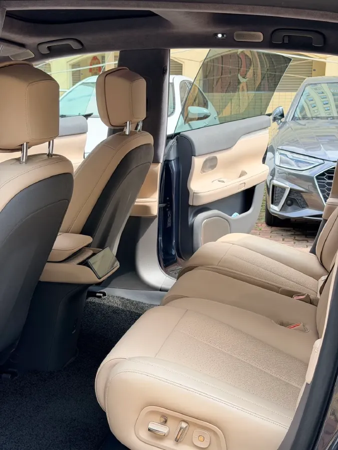 2023 NIO EC7 BEV 75KWH,autocango,china used car exporter,china ev exporter,chinese used car exporter,chinese used ev exporter