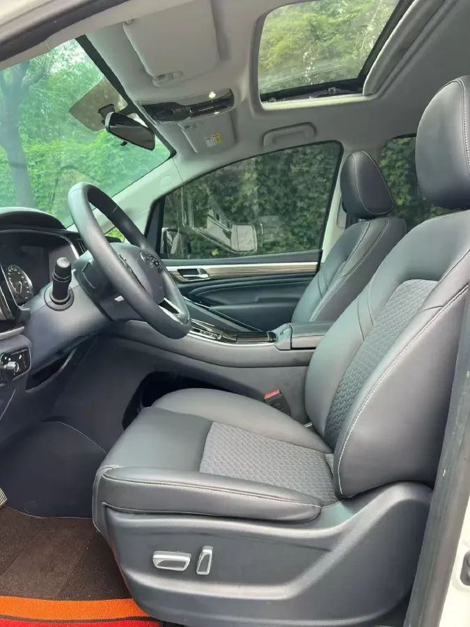 2023 GAC Trumpchi M8 2.0T 252HP L4 8AT,autocango,china used car exporter,china ev exporter,chinese used car exporter,chinese used ev exporter