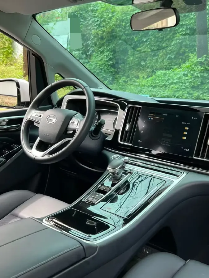 2023 GAC Trumpchi M8 2.0T 252HP L4 8AT,autocango,china used car exporter,china ev exporter,chinese used car exporter,chinese used ev exporter