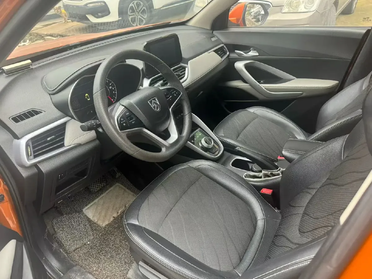 2018 KaiYi E3 1.6L 110HP L4 5MT,autocango,china used car exporter,china ev exporter,chinese used car exporter,chinese used ev exporter