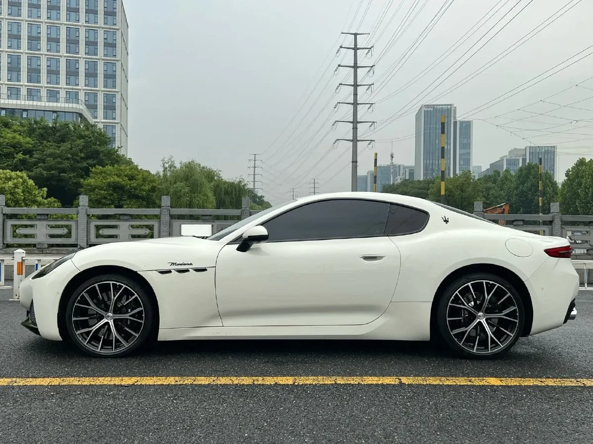 2023 Maserati GranTurismo 3.0T 490HP V6 8AT,autocango,china used car exporter,china ev exporter,chinese used car exporter,chinese used ev exporter