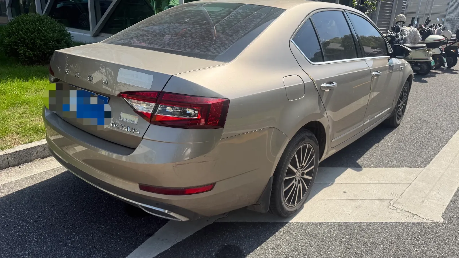 2019 Skoda Octavia 1.5L 116HP L4 6AT,autocango,china used car exporter,china ev exporter,chinese used car exporter,chinese used ev exporter
