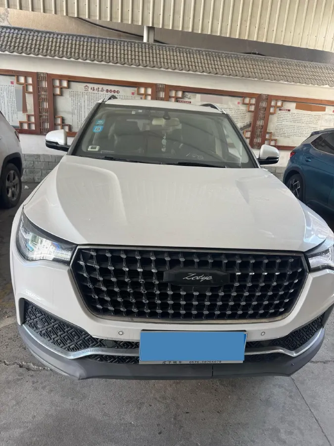 2017 Zotye T700 1.8T 177HP L4 6DCT,autocango,china used car exporter,china ev exporter,chinese used car exporter,chinese used ev exporter