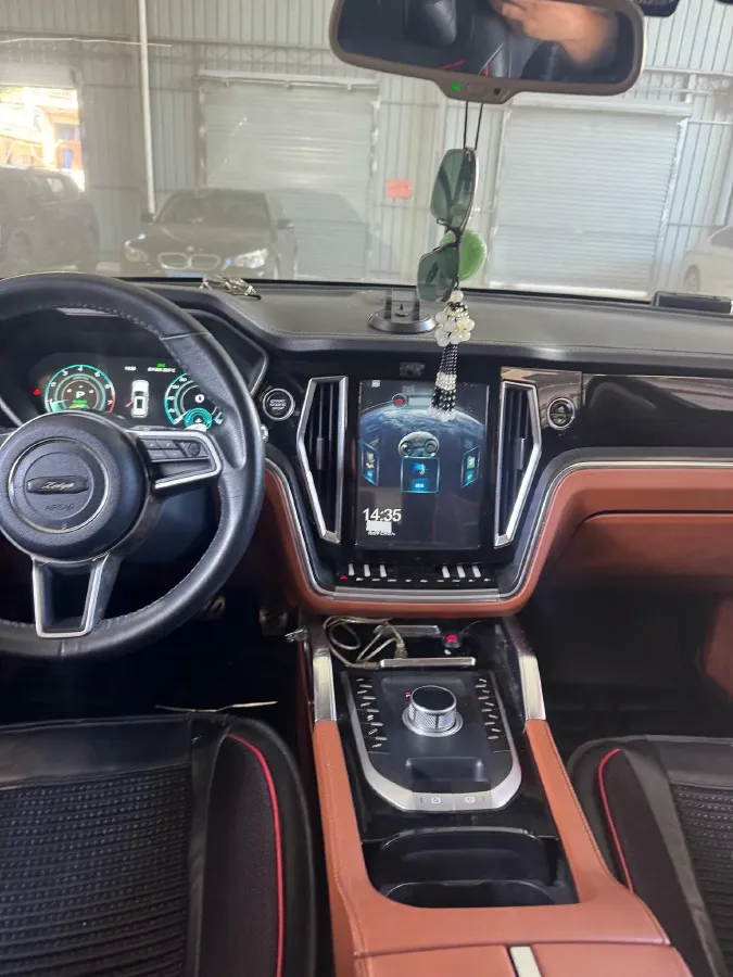 2017 Zotye T700 1.8T 177HP L4 6DCT,autocango,china used car exporter,china ev exporter,chinese used car exporter,chinese used ev exporter