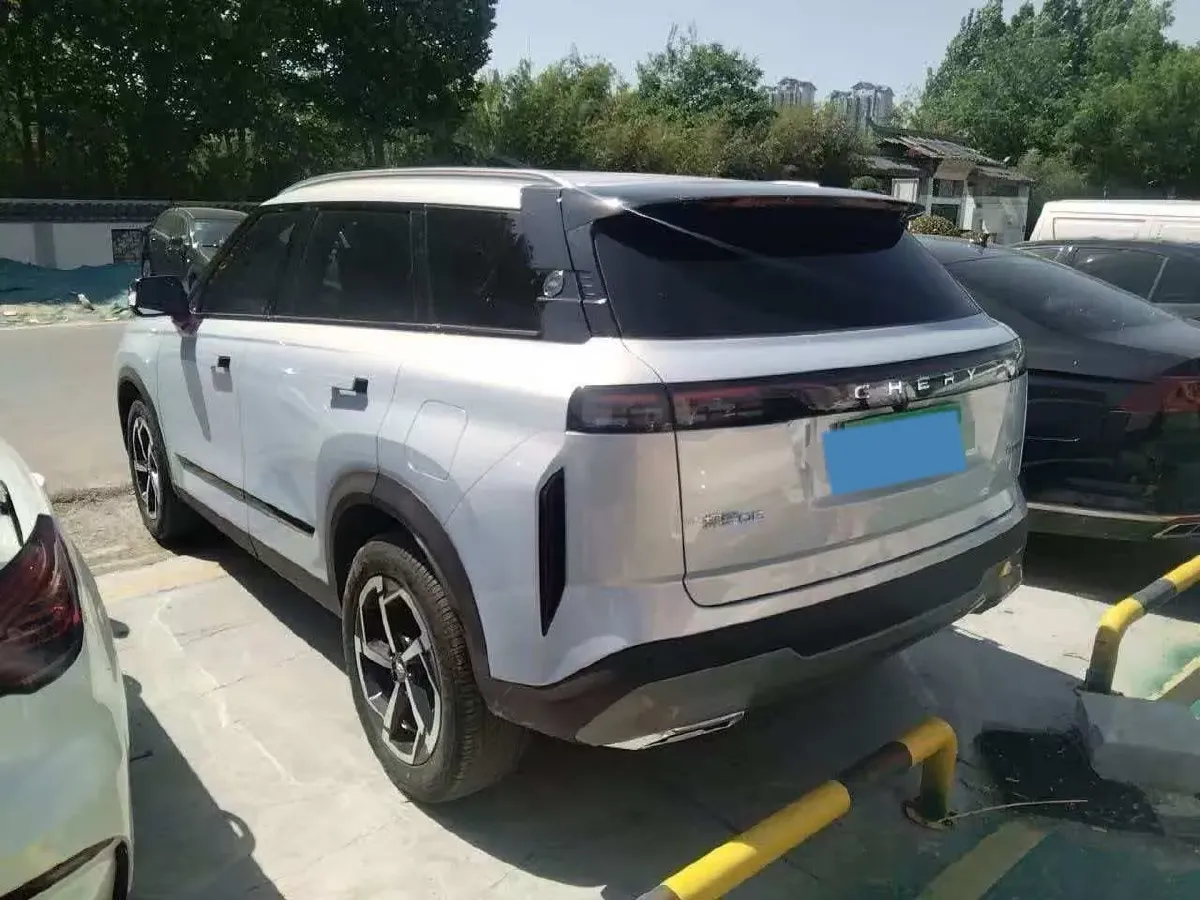 2025 Chery Exploration 06 1.6T 197HP L4 7DCT,autocango,china used car exporter,china ev exporter,chinese used car exporter,chinese used ev exporter