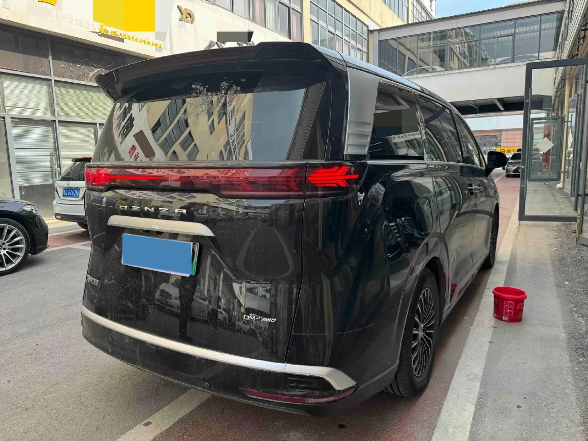2024 Denza D9 1.5T 139HP L4 E-CVT PHEV 40KWH,autocango,china used car exporter,china ev exporter,chinese used car exporter,chinese used ev exporter