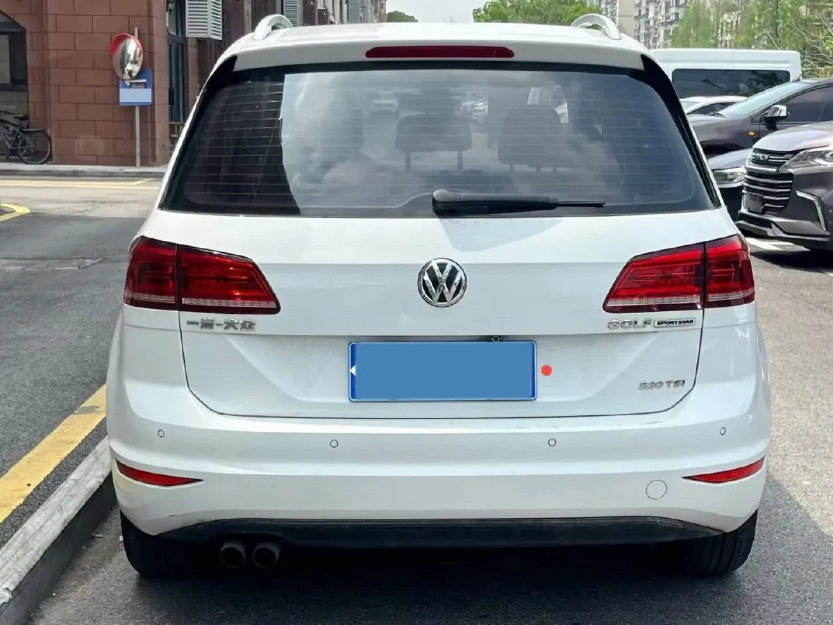 2019 Volkswagen Golf Sportsvan 1.4T 150HP L4 7DCT,autocango,china used car exporter,china ev exporter,chinese used car exporter,chinese used ev exporter