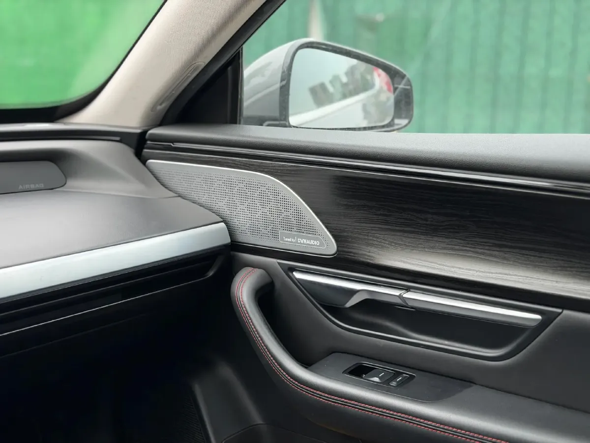 2020 DS 7 1.6T 215HP L4 8AT,autocango,china used car exporter,china ev exporter,chinese used car exporter,chinese used ev exporter