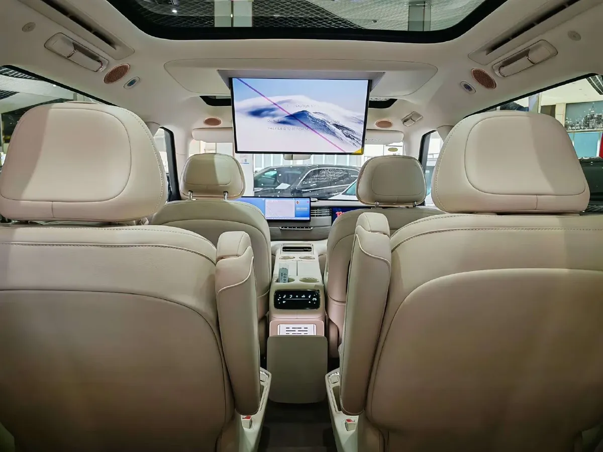 2026 IM LS9 REEV 155HP REEV,autocango,china used car exporter,china ev exporter,chinese used car exporter,chinese used ev exporter