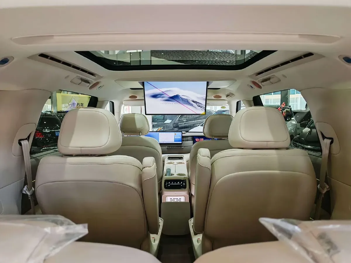 2026 IM LS9 REEV 155HP REEV,autocango,china used car exporter,china ev exporter,chinese used car exporter,chinese used ev exporter