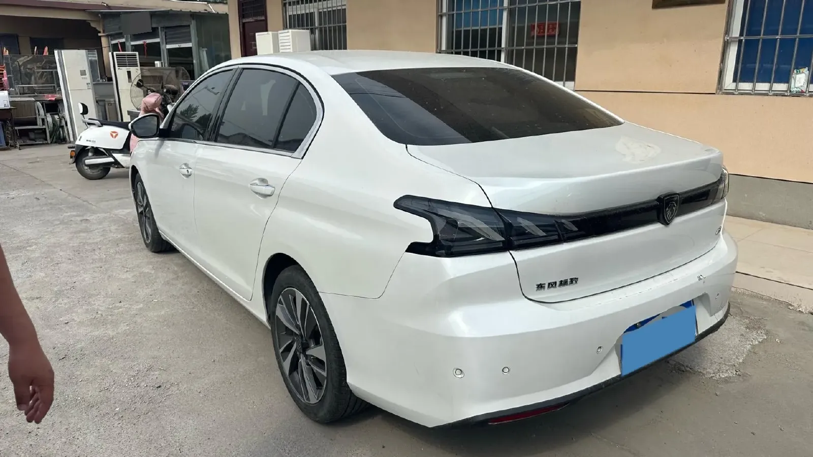 2022 Peugeot 408 1.6T 170HP L4 6AT,autocango,china used car exporter,china ev exporter,chinese used car exporter,chinese used ev exporter