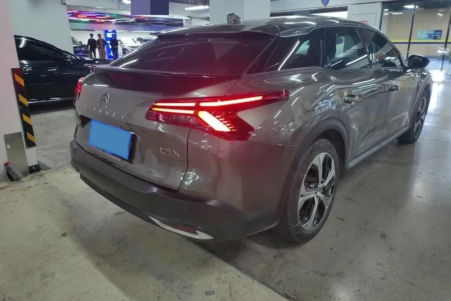 2021 Citroen C5 X 1.6T 175HP L4 8AT,autocango,china used car exporter,china ev exporter,chinese used car exporter,chinese used ev exporter